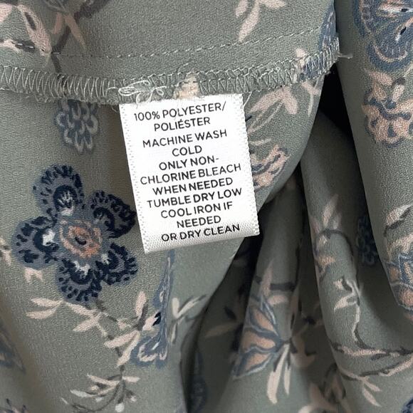 Loft Floral Blouse - Picture 6 of 6